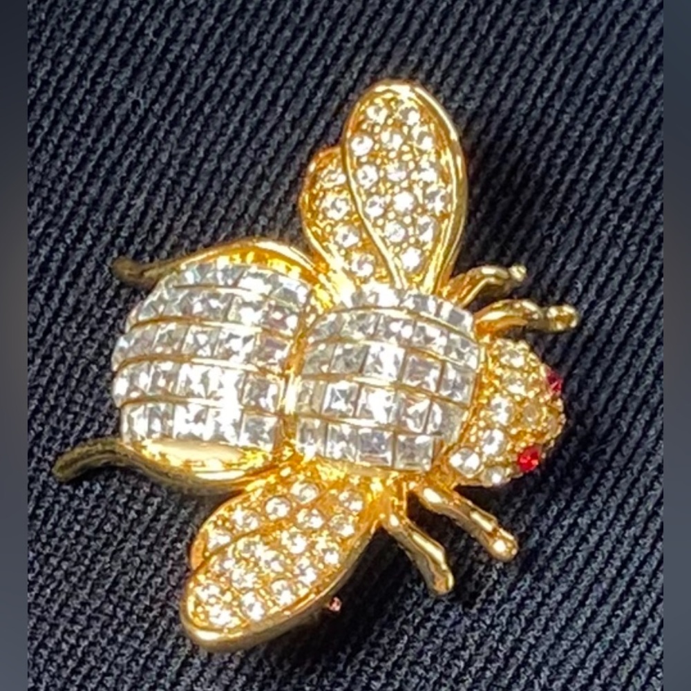 Joan Rivers Vintage Swarovski Crystal Bee Brooch, 1980’s, Rare